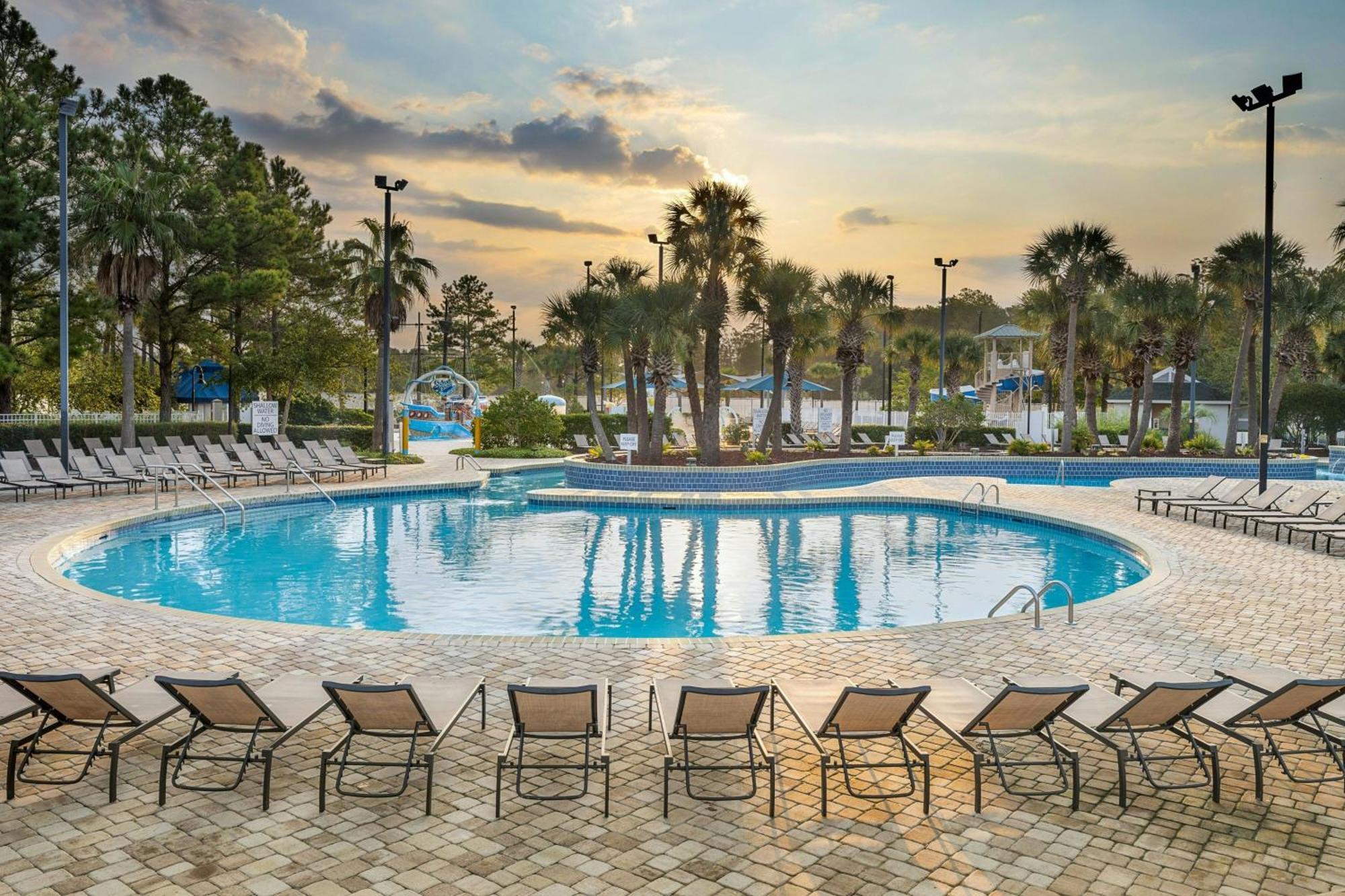 Sheraton Broadway Resort Villas Myrtle Beach Exterior photo